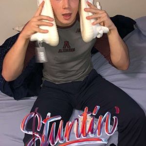 Meet your Posher, Cam